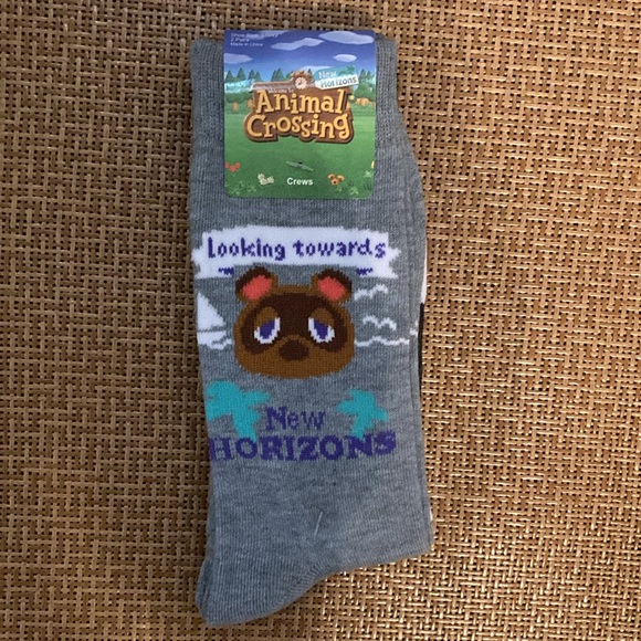 Animal Crossing: New Horizons Crew Socks & Fuzzy Crew Toe Socks Bundle - Picture 2 of 13